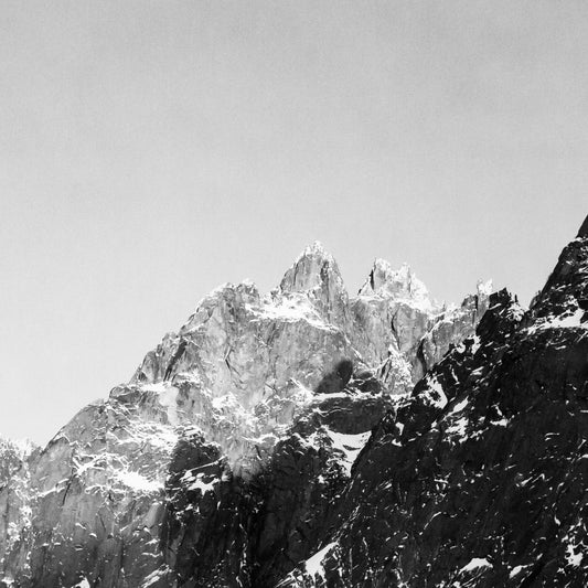 Snowy Mountain - Avalie
