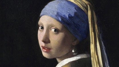 Famous painting of a woman with a pearl earring by Johannes Vermeer.